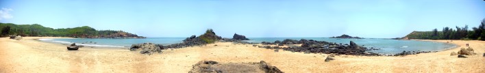 Om Beach, Gokarna