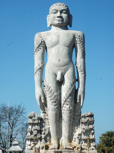 Bahubali, Dharmasthala. Image source templesofsouthindia.wordpress.com