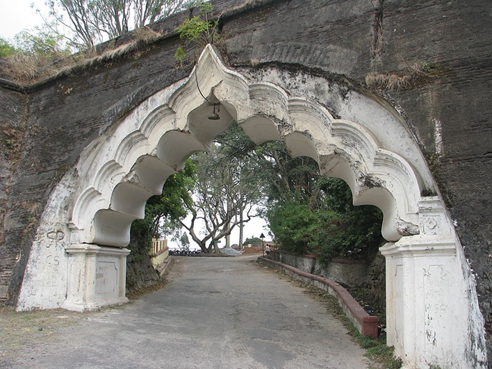 Tipu's Fort, Nandi Hills, Image courtesy Tinucherian