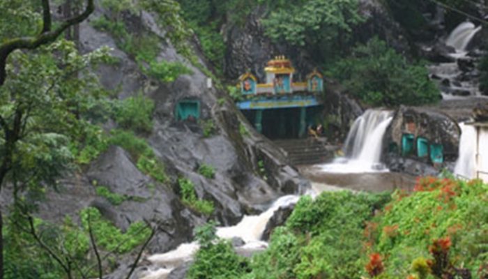 Kalhatti Giri Falls