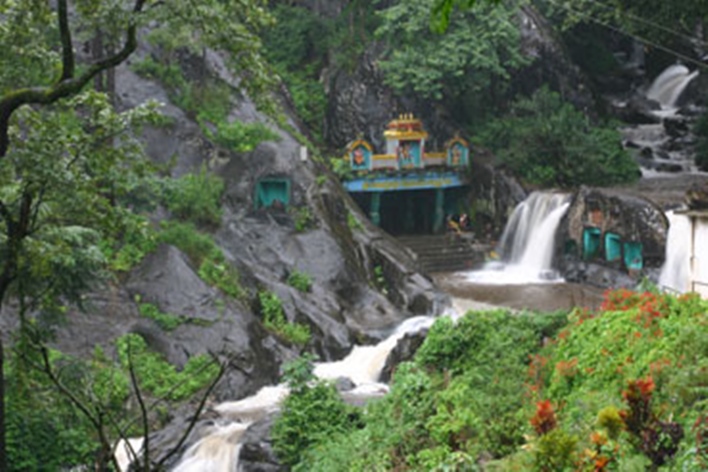 Kalhatti Giri Falls 