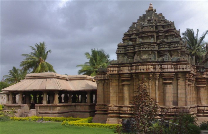 Hooli Panchalingeshwar Temple, Belgaum