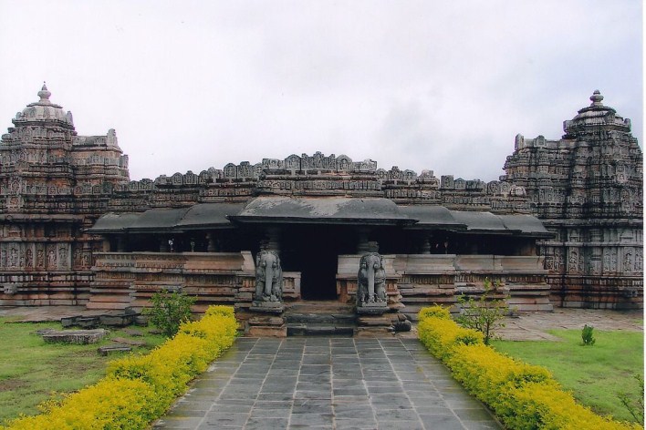 Veera Narayana temple, Belavadi
