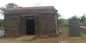 Praneshwara Temple Talagunda. Photographer Amarrg
