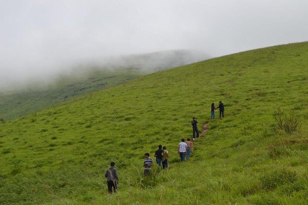 Trek To Brahmagiri Hills. Image source Thrillophilia.com 