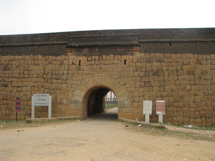 Devanahalli Fort entrance