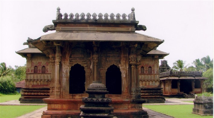 Nandi mantapa in the Aghoreshwara temple at Ikkeri. Photographer Dinesh Kannambadi 