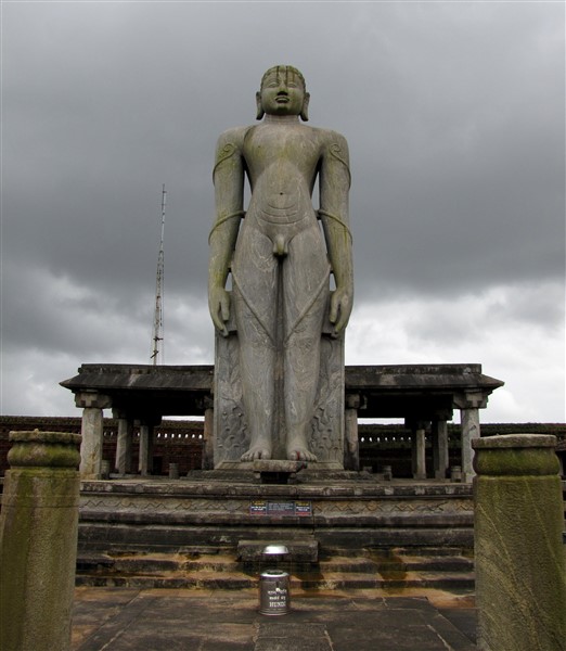 Gomateshwara Statue, Karkala. Photographer Vaikoovery 