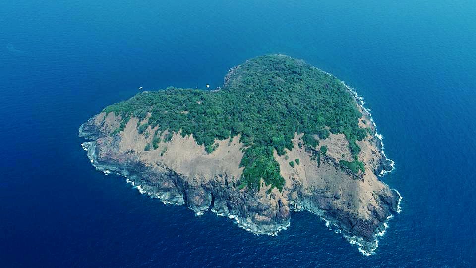 Aerial view of Netrani Island, Murdeshwar. Image credit Ravi Hegde
