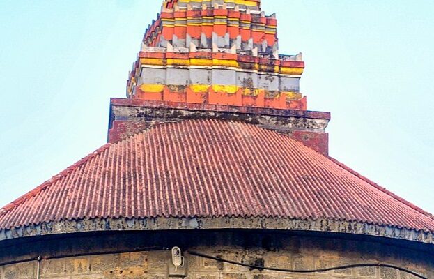 Sri Karinjeshwara Temple, Banwal. Source Manamohana Holla K